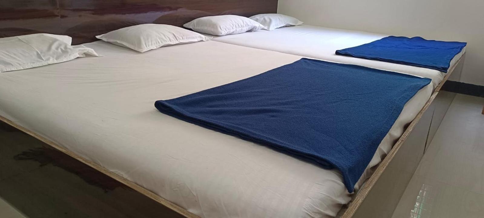 Sai Ganesh Guest House Shirdi Eksteriør billede